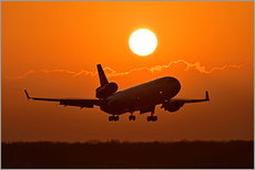 Gallery print  Landing a Boeing MD11 - HADYPHOTO