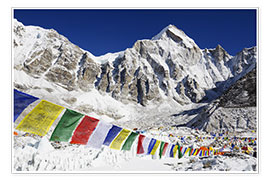 Plakat  Prayer flags at the case camp of Mount Everest - Christian Kober