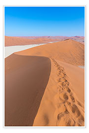 Plakat  Sand dunes and blue sky at Sossusvlei, Namib desert, Namibia - Fabio Lamanna